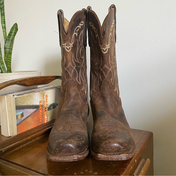 Cowboy Boots - Picture 3 of 11